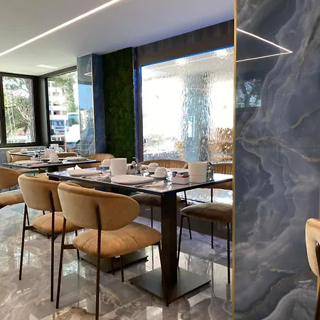 Serena Ξενοδοχείο 3*